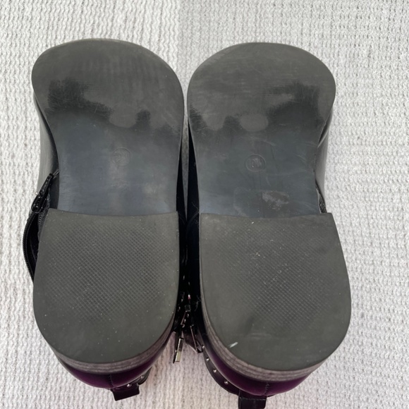 Black silver studded moto booties ladies size 10 wide width - Picture 3 of 6